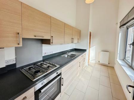 3 bedroom Flat to let in Shepherds Loan, Dundee, DD2