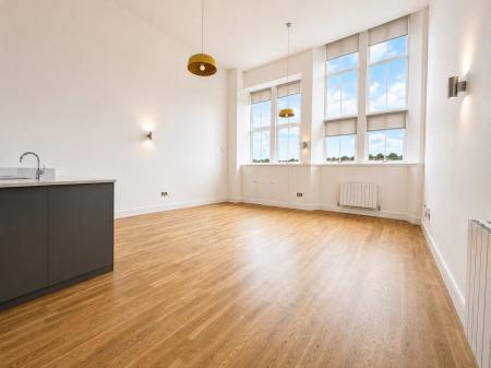 2 bedroom Flat to let in Whinny Brae, Broughty Ferry, Dundee, DD5