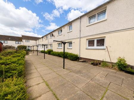 2 bedroom Flat to let in Rowan Path, Arbroath, DD11