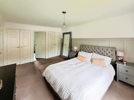 5 bedroom Detached house to let in Castlewood Avenue, Dundee, DD4