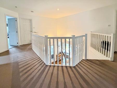 5 bedroom Detached house to let in Castlewood Avenue, Dundee, DD4