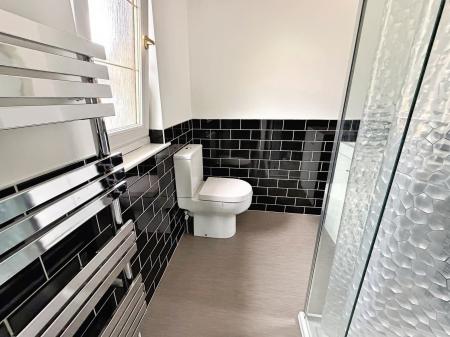 5 bedroom Detached house to let in Castlewood Avenue, Dundee, DD4