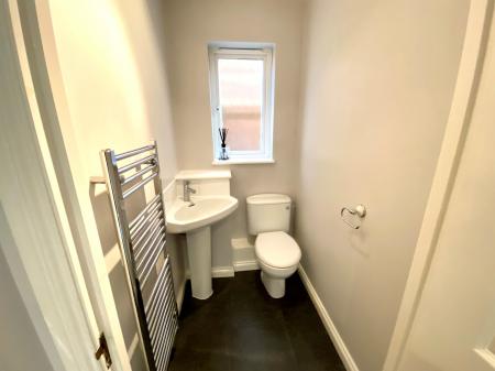 4 bedroom Detached house to let in Threave Loan, Dunfermline, KY11