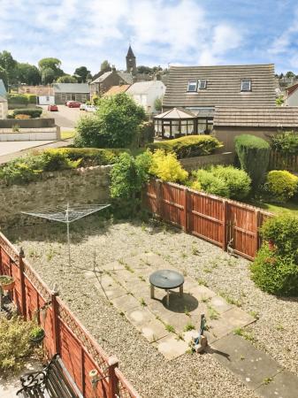 2 bedroom Flat to let in Harbour Road, Tayport, DD6