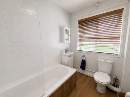 2 bedroom Flat for sale in Forth Crescent, Dundee, DD2