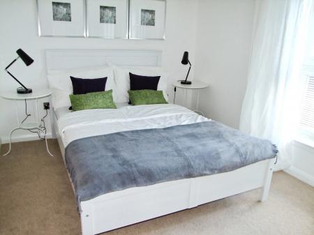 2 bedroom Flat to let in Quayside Mews, Dundee, DD1