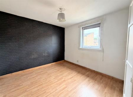 3 bedroom Flat for sale in Fintry Drive, Dundee, DD4