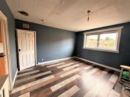 3 bedroom Flat for sale in Fintry Drive, Dundee, DD4