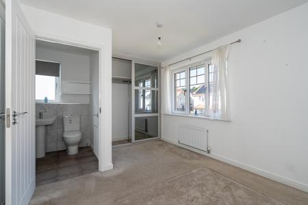 4 bedroom Detached house for sale in McNaughton Road, Dundee, DD3