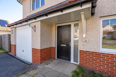 4 bedroom Detached house for sale in McNaughton Road, Dundee, DD3