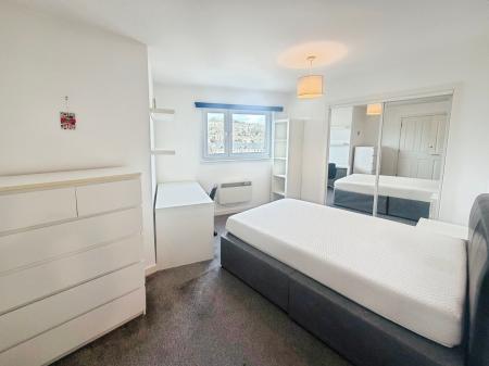 3 bedroom Flat to let in Bellfield Street, Dundee, DD1