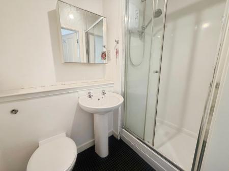 3 bedroom Flat to let in Bellfield Street, Dundee, DD1