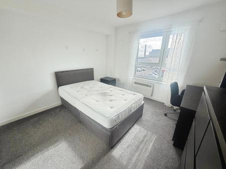 3 bedroom Flat to let in Bellfield Street, Dundee, DD1