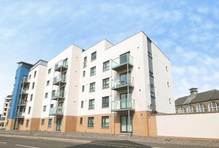 3 bedroom Flat to let in Bellfield Street, Dundee, DD1