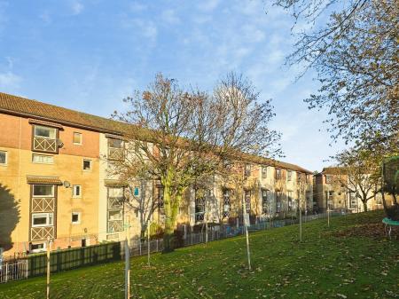 1 bedroom Flat for sale in Lulworth Court, Dundee, DD4