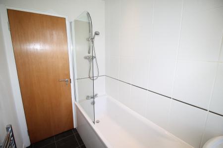 2 bedroom Flat to let in Kerrsview Terrace, Dundee, DD4