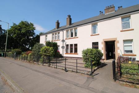 2 bedroom Flat to let in Kerrsview Terrace, Dundee, DD4