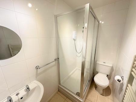 1 bedroom Flat to let in Roseangle, Dundee, DD1