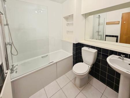 2 bedroom Flat to let in Shepherds Loan, Dundee, DD2