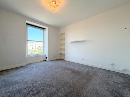 2 bedroom Flat to let in Arklay Street, Dundee, DD3