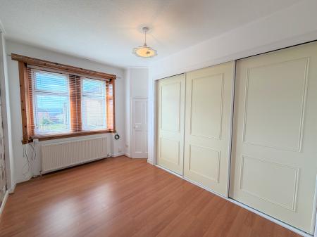 2 bedroom Flat to let in Arklay Terrace, Dundee, DD3