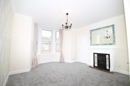 2 bedroom Flat to let in Bellefield Avenue, Dundee, DD1