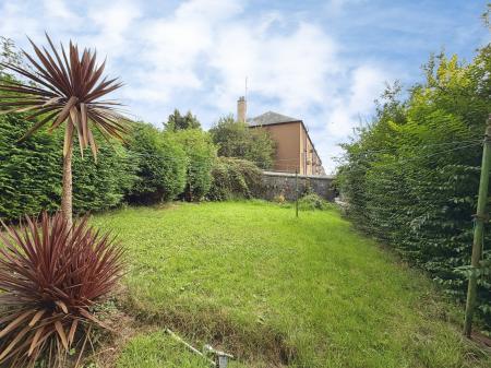 1 bedroom Flat to let in Provost Road, Dundee, DD3