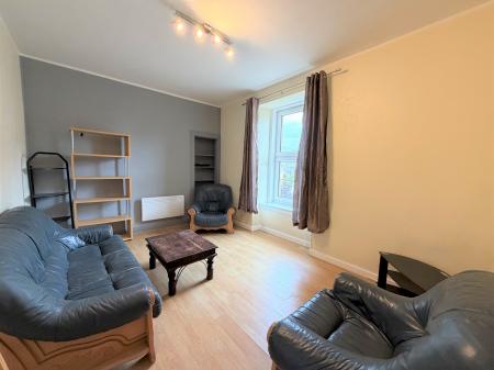 2 bedroom Flat to let in Blackness Road, Dundee, DD1