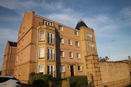 Inverewe Place, Dunfermline, KY11