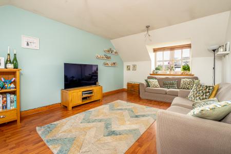 3 bedroom Flat for sale in Berryhill, Invergowrie, DD2