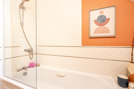 3 bedroom Flat for sale in Berryhill, Invergowrie, DD2