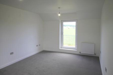 2 bedroom Flat to let in Braes of Gray Road, Dykes of Gray, DD2