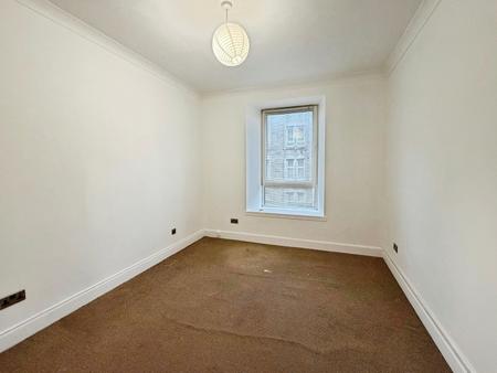 1 bedroom Flat to let in Malcolm Street, Dundee, DD4