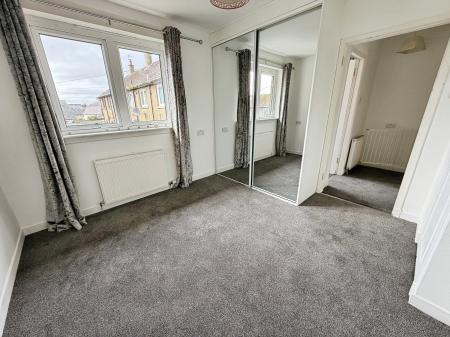 2 bedroom End of terrace house to let in Kemnay Gardens, Dundee, DD4