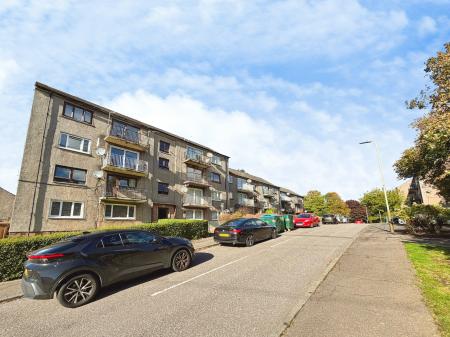 Denhead Crescent, Dundee, DD2
