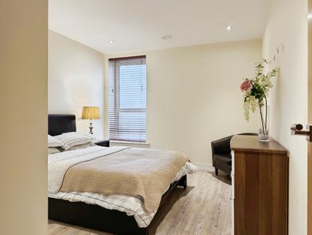 2 bedroom Flat to let in Riverside Drive, Dundee, DD1
