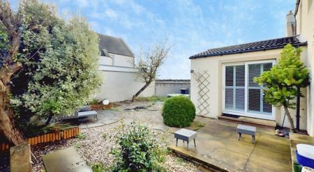 5 bedroom Detached house to let in Binnies Vennel, Culross, KY12