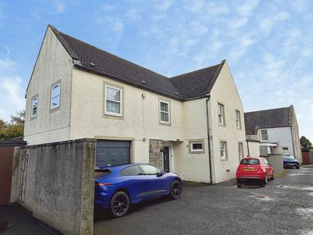 5 bedroom Detached house to let in Binnies Vennel, Culross, KY12