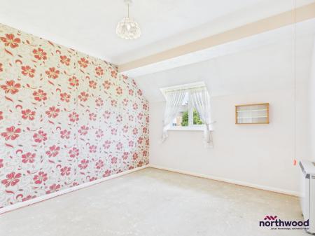 2 bedroom Flat for sale in Rusper Road, Horsham, RH12