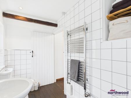 1 bedroom Terraced House for sale in South Road, Hailsham, BN27