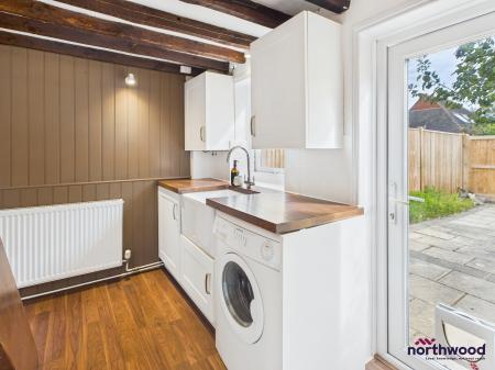 1 bedroom Terraced House for sale in South Road, Hailsham, BN27