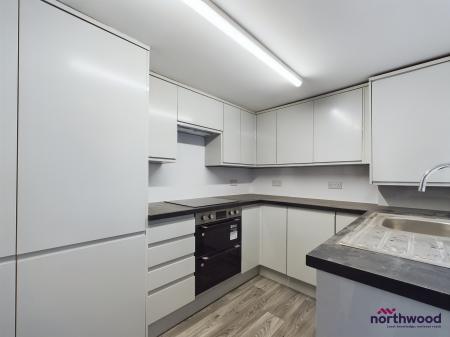 2 bedroom Terraced House to let in Blatchington Road, Seaford, BN25