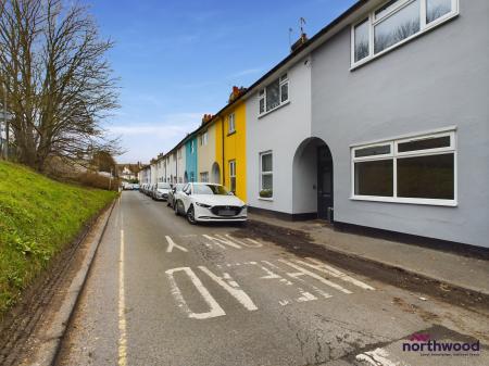 2 bedroom Terraced House to let in Blatchington Road, Seaford, BN25
