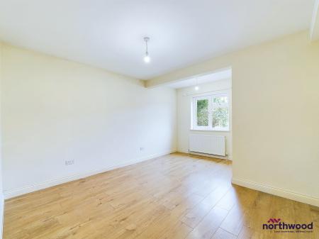 2 bedroom Flat to let in Lewes Road, Upperton, Eastbourne, BN21