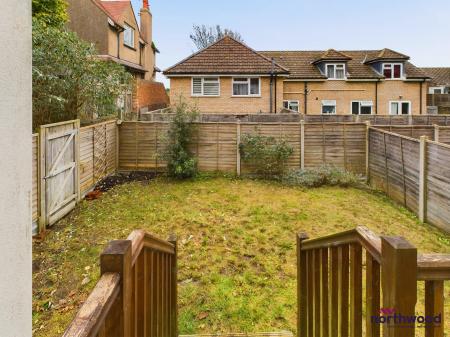 2 bedroom Flat to let in Lewes Road, Upperton, Eastbourne, BN21