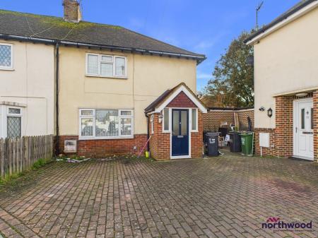 3 bedroom Semi-detached house for sale in Burleigh Place, Roselands, Eastbourne, BN22
