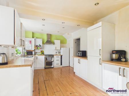 3 bedroom Semi-detached house for sale in Burleigh Place, Roselands, Eastbourne, BN22