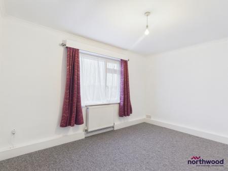 1 bedroom Apartment to let in Farmlands Close, Polegate, BN26