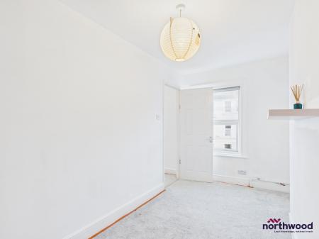 2 bedroom Flat to let in Langney Road, Town Centre, Eastbourne, BN21