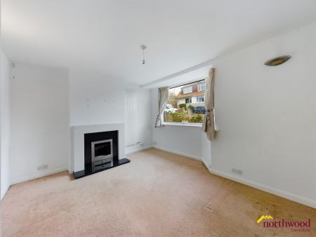 2 bedroom Semi-detached house to let in Graham Crescent, Mile Oak, Brighton and Hove, BN41